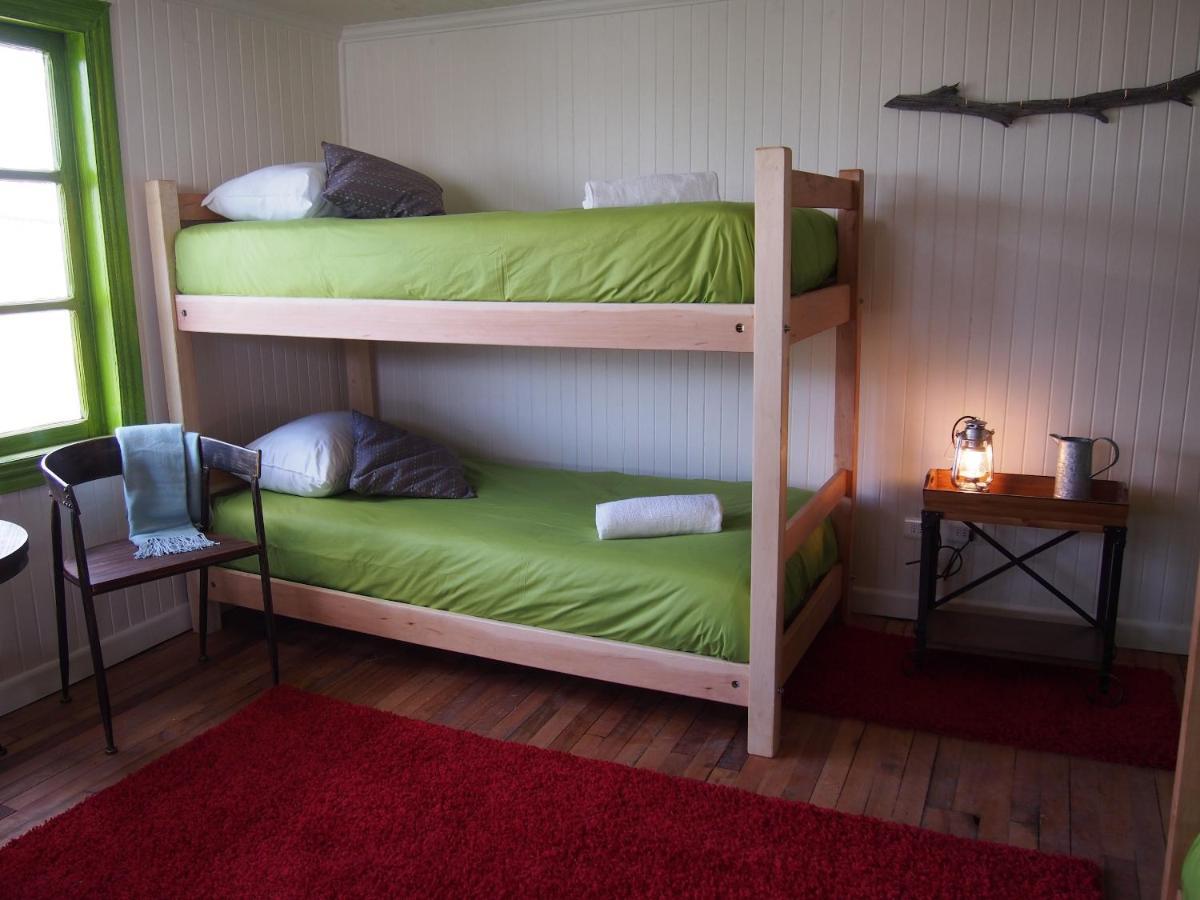 Wild Hostel Puerto Natales Exterior photo