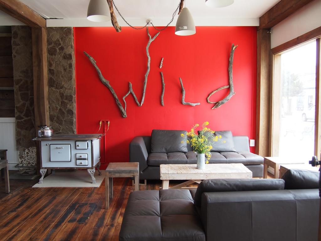 Wild Hostel Puerto Natales Exterior photo